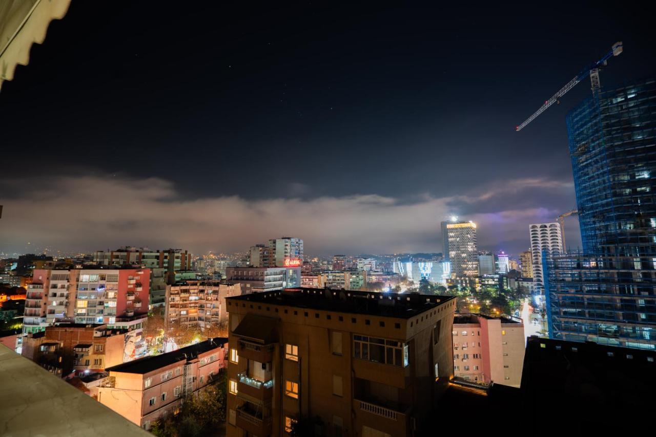 Center Tirana Liv Apartment ภายนอก รูปภาพ